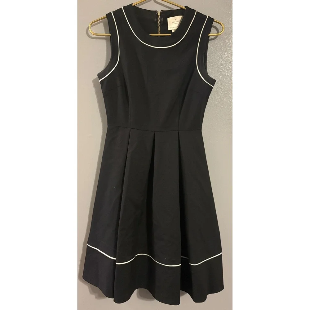Kate Spade Black Fit and Flare Dress White Piping Gold Back Zip Size 2